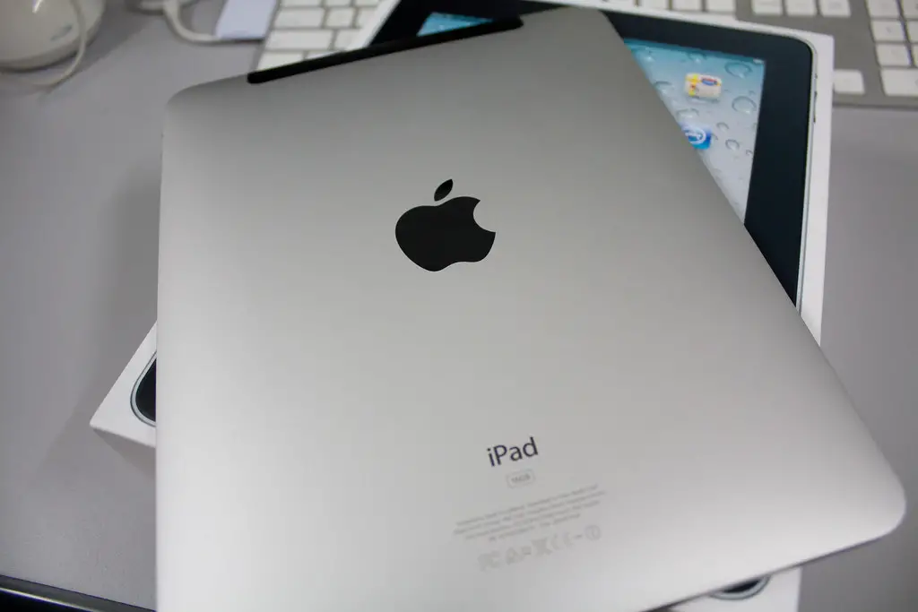 Apple iPad WiFi + 3G